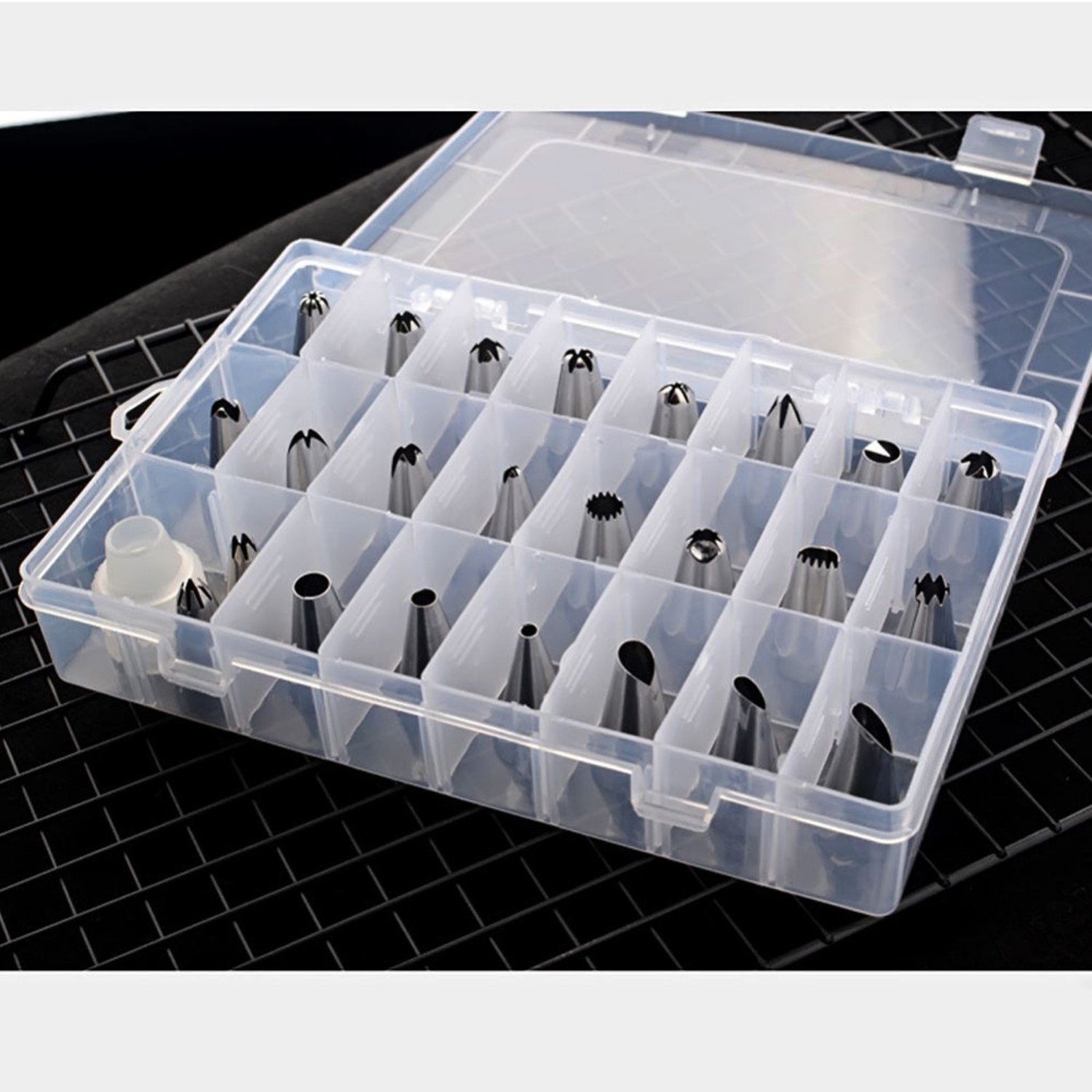 New Arrival 24 pcs Difference style DIY Dessert Cake Decorating Tip Sets With Box Russia Icing Piping Nozzles Pastry Tips