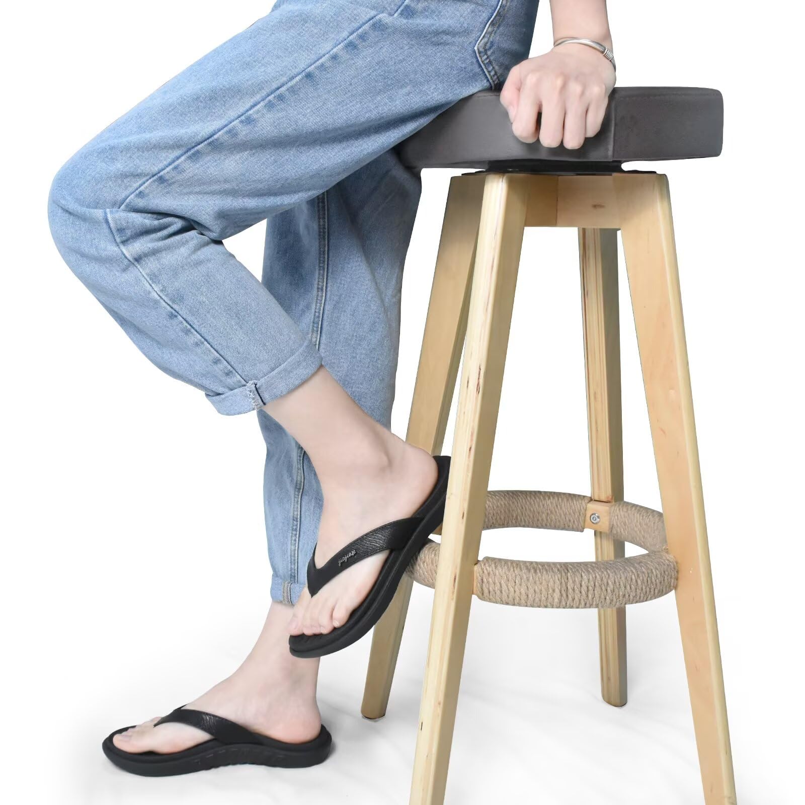 jiajiale Flip Flops Damen Mode Orthopädische Leder Stoff Leicht Zehentrenner Frauen Bequeme Yoga Fußbett Badelatschen Sommer Strand Rutschfest Feste Gummi Sohle Schwarz EU39 2