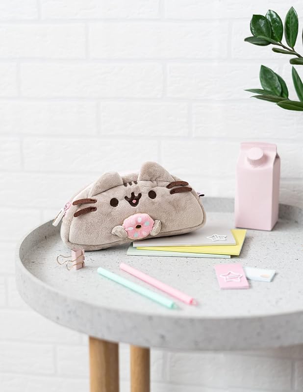 Groupo Erik - Trousse Peluche Pusheen 20x10x5 cm - sous Licence Officielle, Trousse Scolaire Enfant, Collège ou Lycée - Fournitures Scolaires, Matériel Scolaire