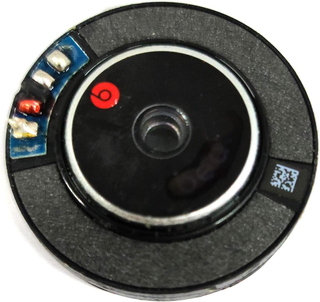 beats solo 2 speaker