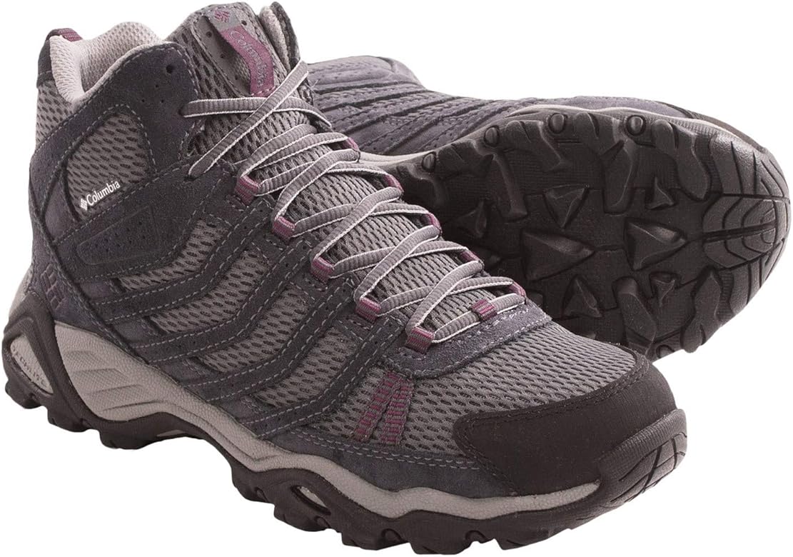 amazon columbia hiking boots