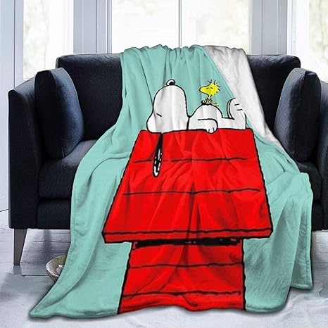 Amazon Co Jp Snoopy スヌーピー 毛布 もうふ ブランケット フランネル 掛け布団 着る毛布 ふわふわ 柔らかい 軽くて暖かい 洗濯可 60 X50 ホーム キッチン