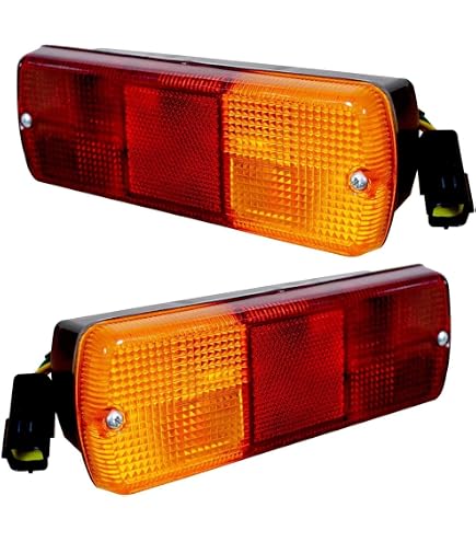 Feu Arrière 3 Lumières Pour Tracteurs - Compatible Landini, Same - Dimensions 160x80x140 Mm