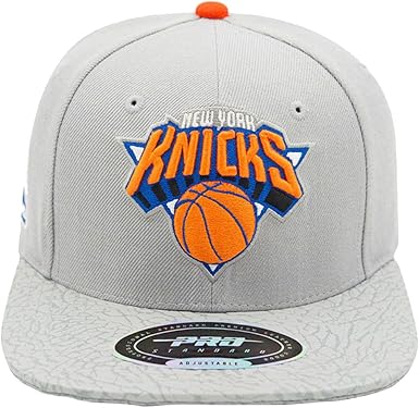 knicks strapback