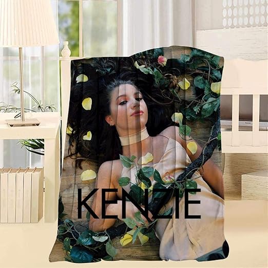 Amazon Com 8848 Mackenzie Ziegler Blanket Interesting Durable 3d