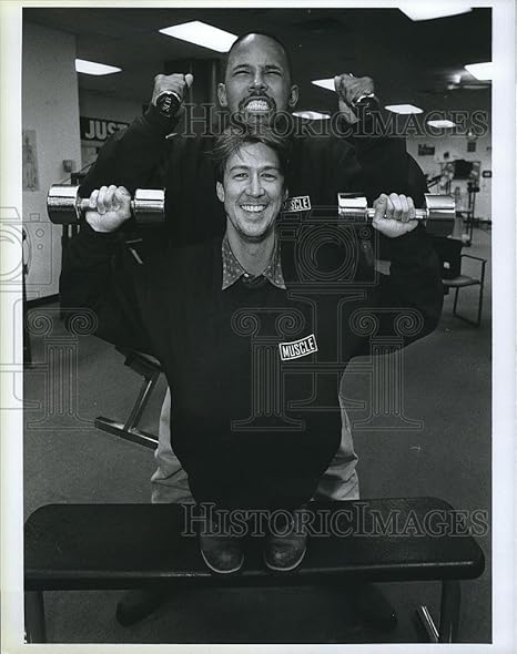 Amazon 押しフォト Musclemen マイケル ボートマン アラン ラック キッチン用品 オンライン通販