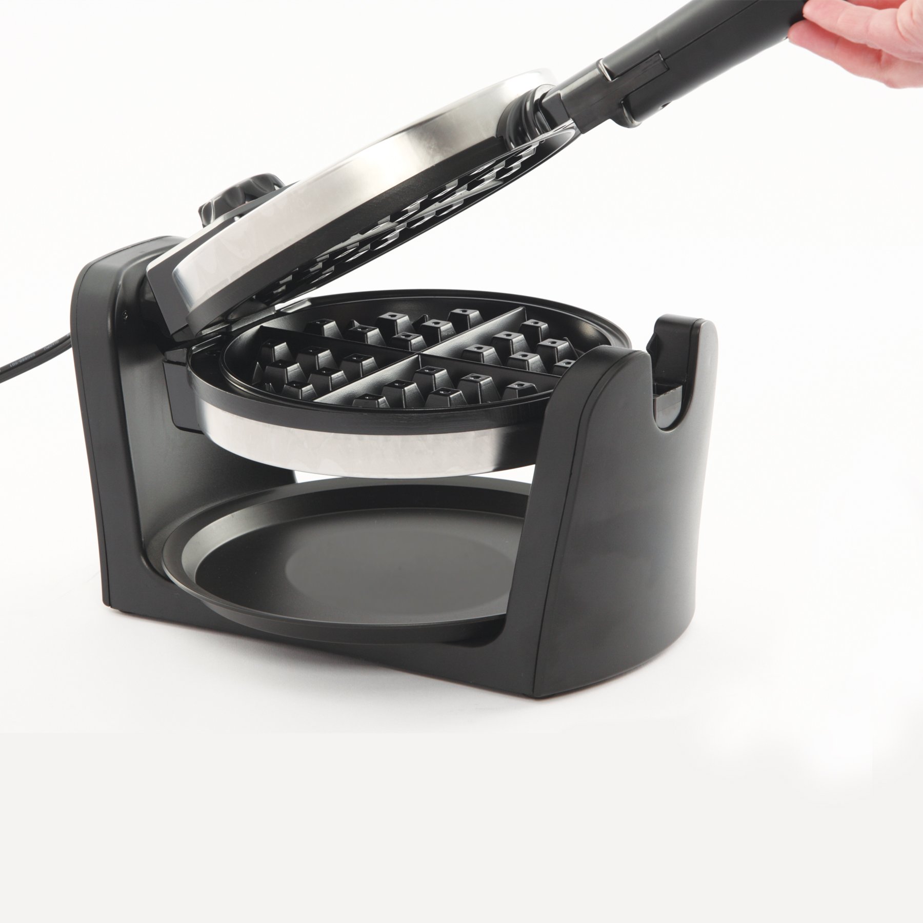 West Bend 6201 Rotary Waffle Maker Extra Deep Fast and Easy 180 Degree
