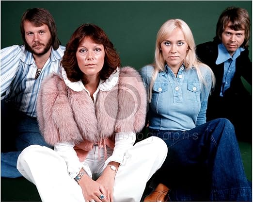 Abba Group Agnetha Faltskog Bjorn Ulvaeus Benny Andersson Anni Frid Lyngstad 10x8 Photo Amazon De Kuche Haushalt