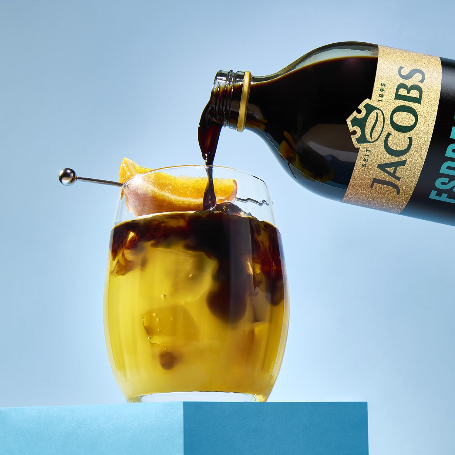 JACOBS Espresso Concentrate, Kaffeekonzentrat, 3 x 485ml, Bündel aus 3 Sorten Black, Caramel & Choco 2