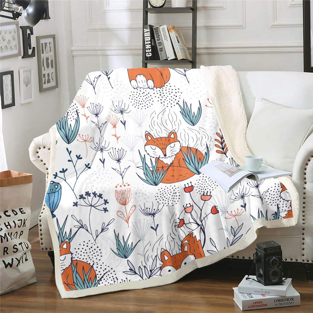 Loussiesd Cute Fox Sherpa Blanket Cartoon Fox Print Throw Blanket Botanical Branches Fleece Blanket for Couch Bed Sofa Room Decor Lightweight Wild Animal Theme Fuzzy Blanket Nature Baby 30"x40"