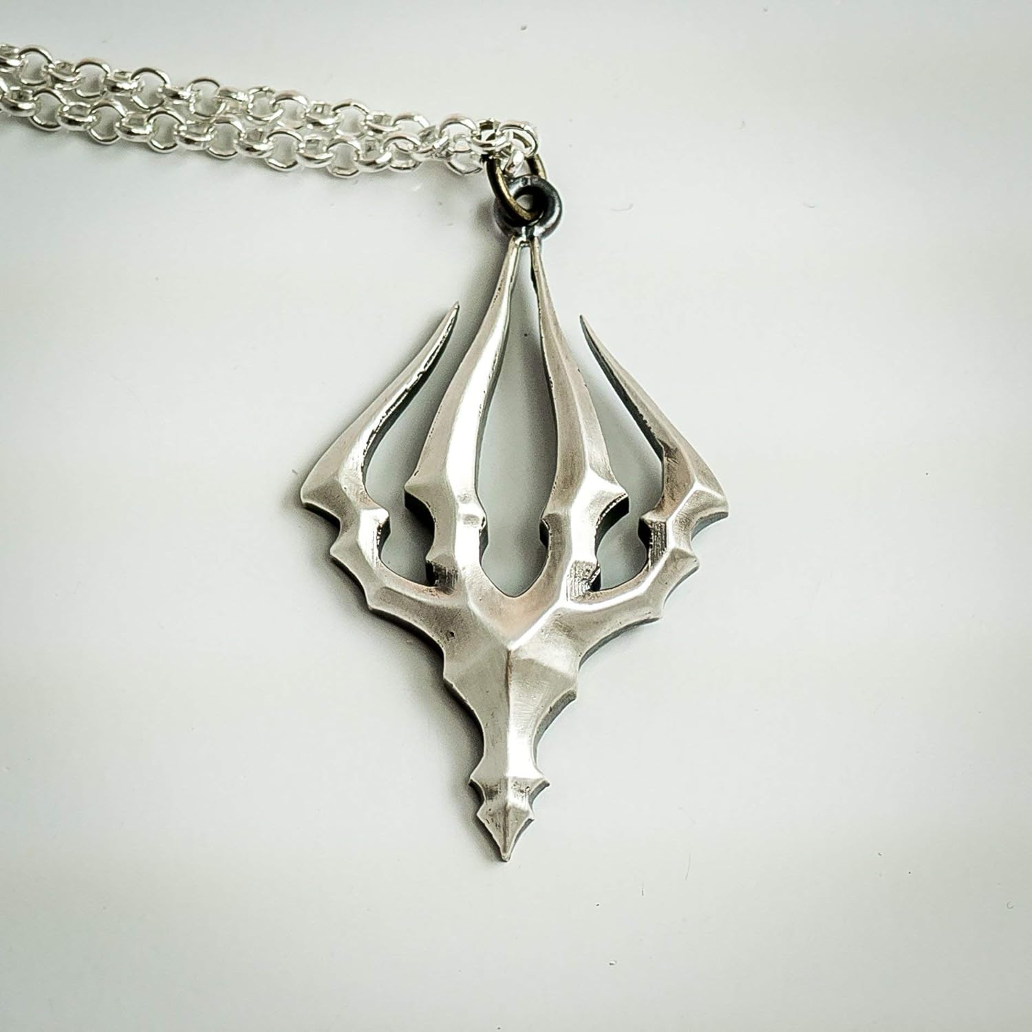 Hollow Knight King�s Brand silver pendant