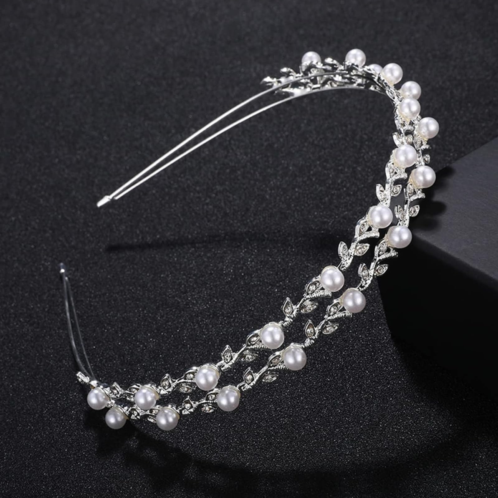 Double-layer Pearl Rhinestone Headband Bridal Wedding Metal Hair Band Shiny Rhinestone Hair Hoop Decorative Headpiece Hair Accessories Ornaments for Women Girls (Silver)