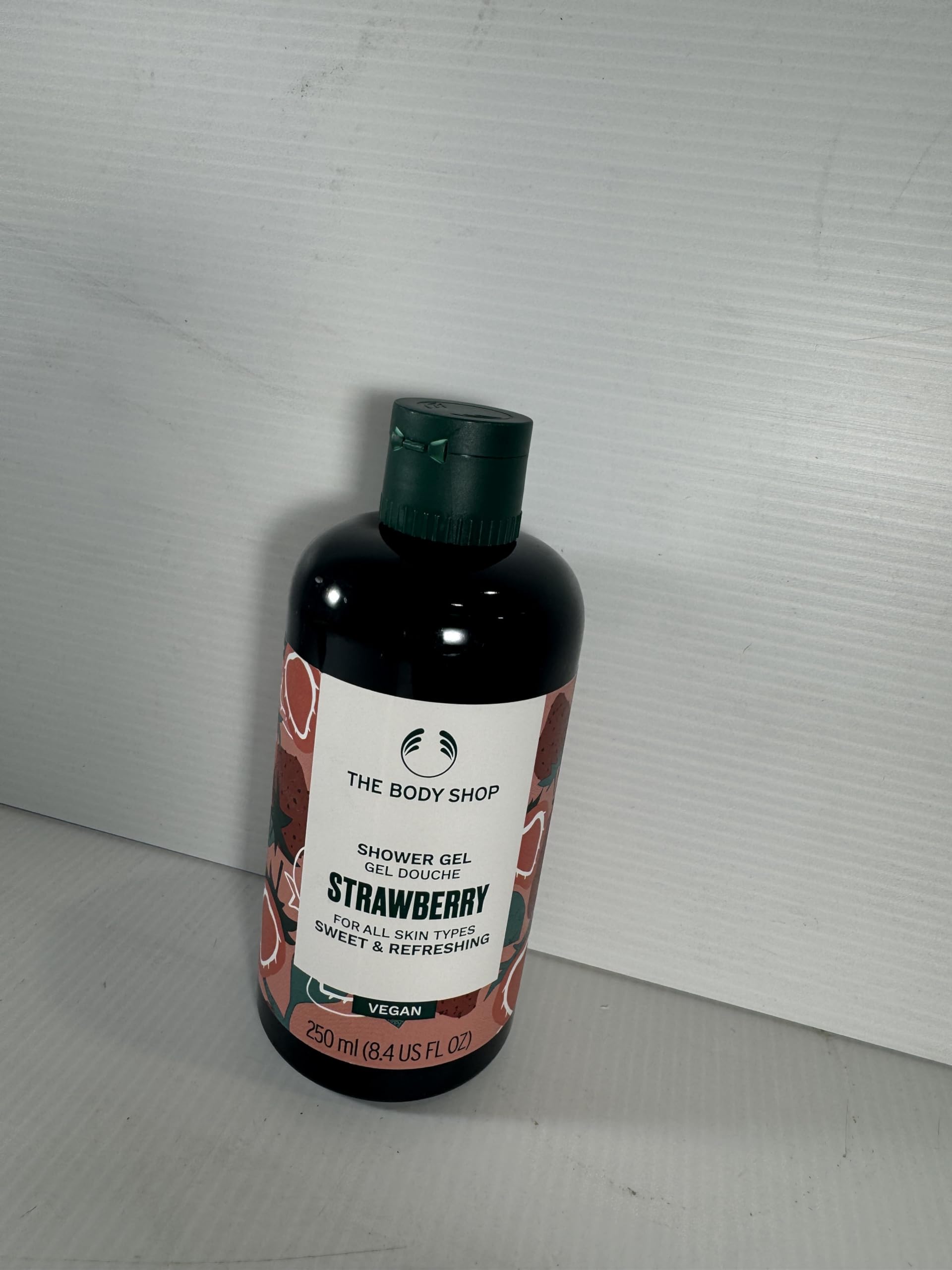 TheBodyShop Strawberry Bath and Shower gel for All Skin Types 250 ml