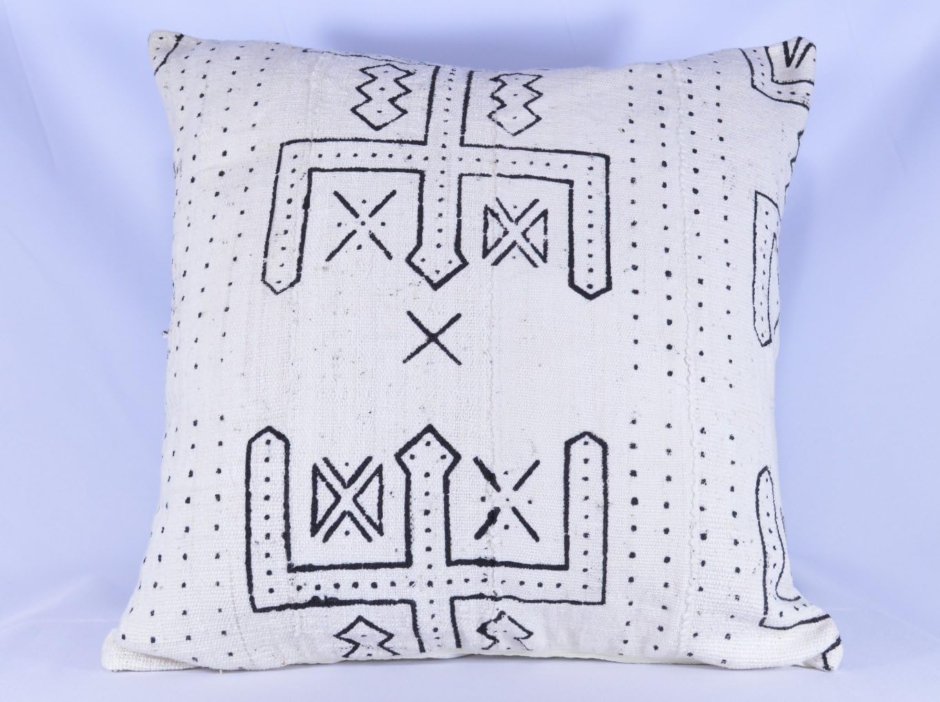 Black & White Mud cloth Pillow Cover; Bogolanfini Decorative Pillow, African Mudcloth Throw Pillow from Mali (BF1024)