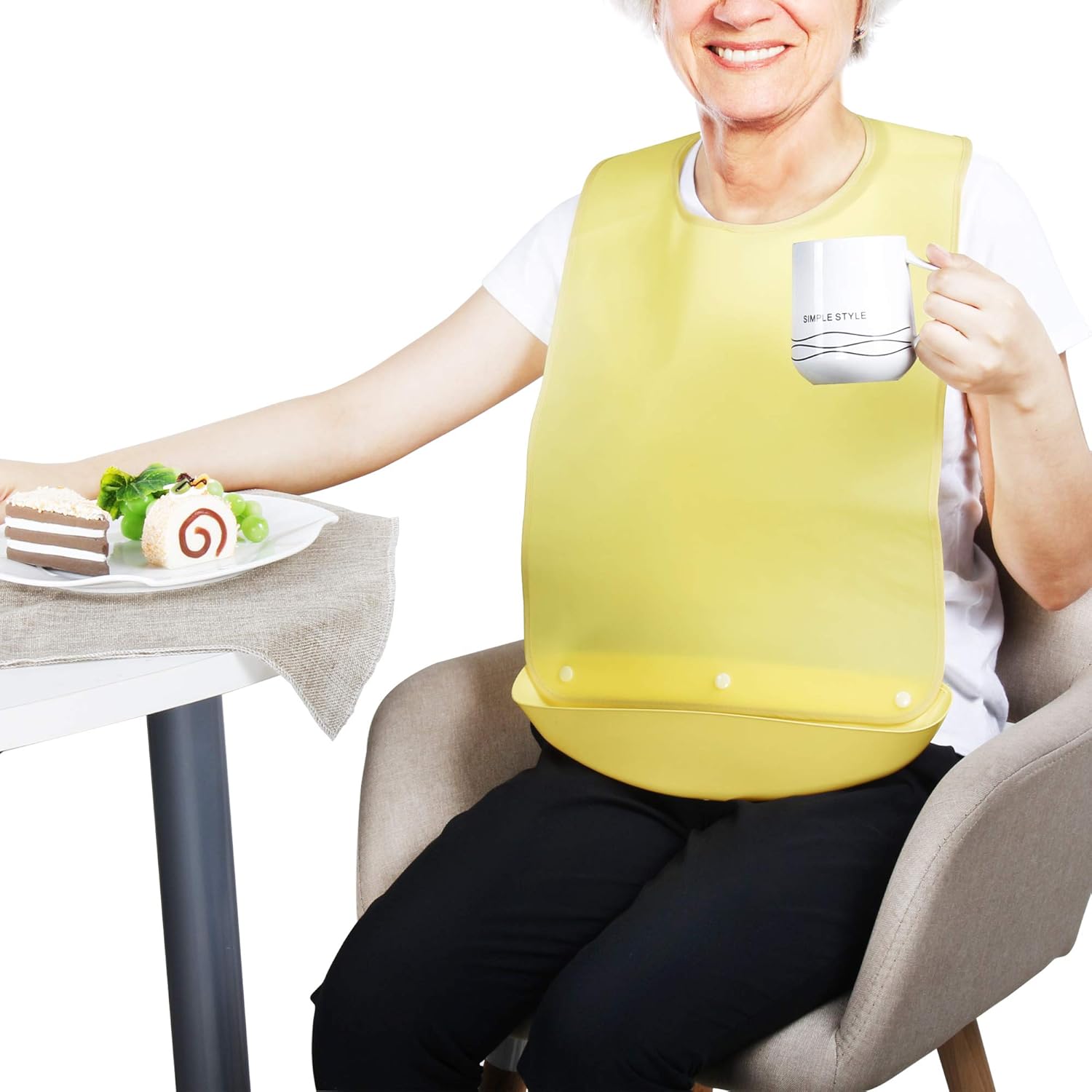 REAQER Adult Bib Mealtime Clothing Protector with a