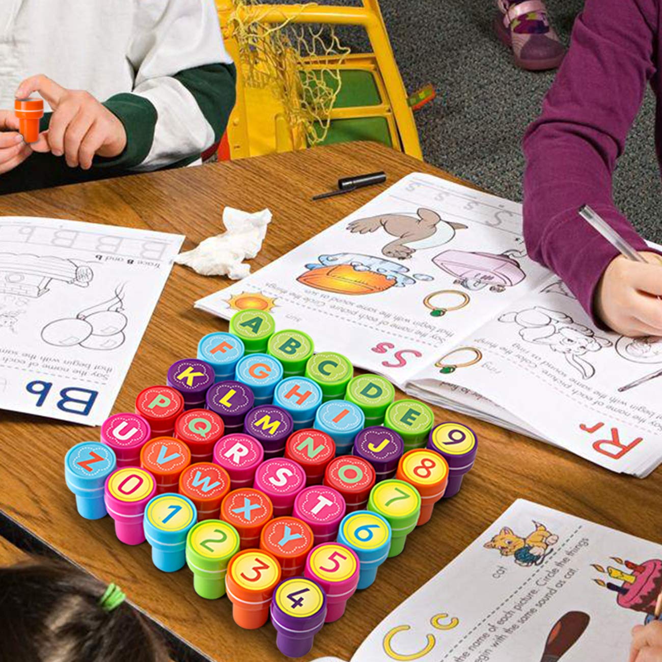 JLNGTHONG 100 fischietti in plastica per Bambini, 5 Colori, fischietti Sportivi con Cordino, in plastica, per Sport scolastici, Calcio, addestramento per Cani, educazione Fisica