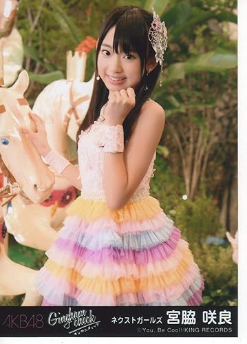 Amazon Akb48 公式生写真 ギンガムチェック 劇場盤 ドレミファ音痴 Ver 宮脇咲良 アイドル 芸能人グッズ 通販