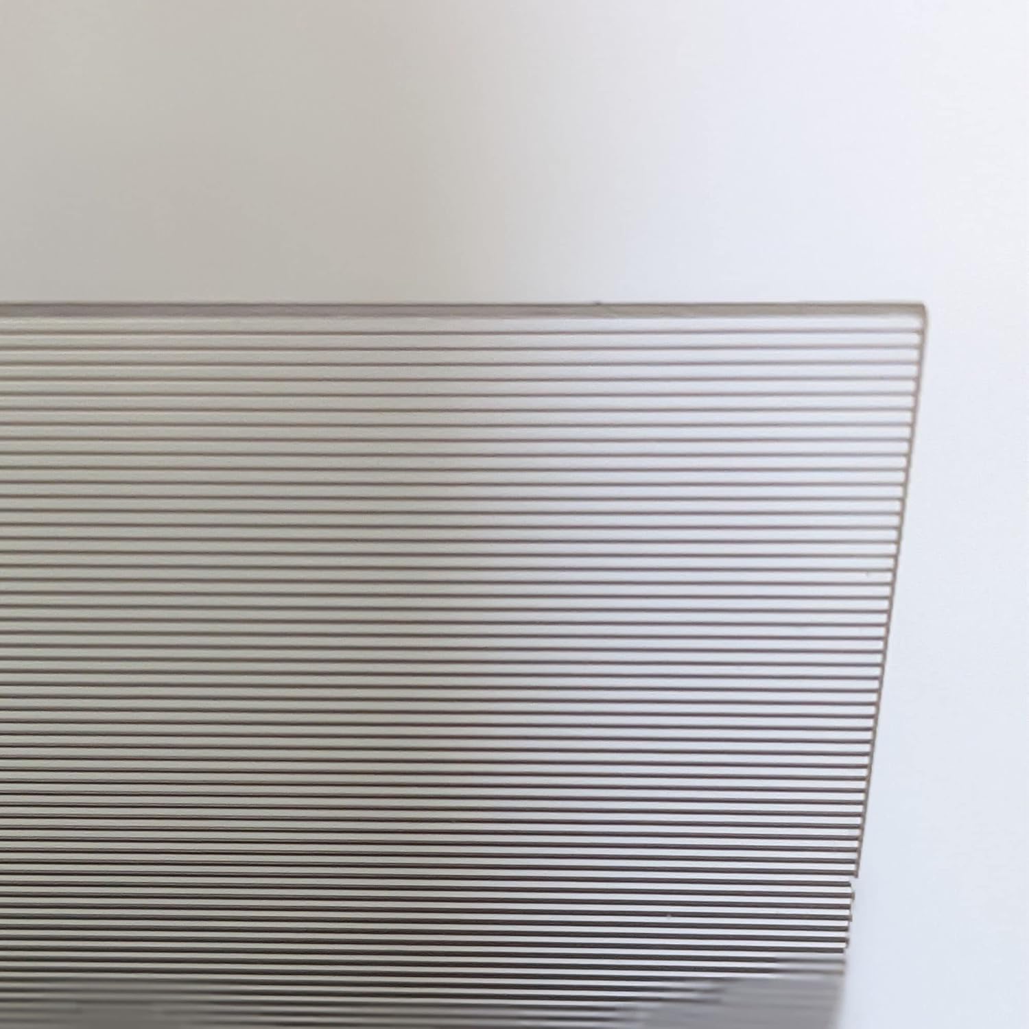 Photographs - Lenticular Blank Sheets with Adhesive Back 4x6 Portrait, 10 Pack, 50 LPI for Lenticular Flip and Motion Pictures