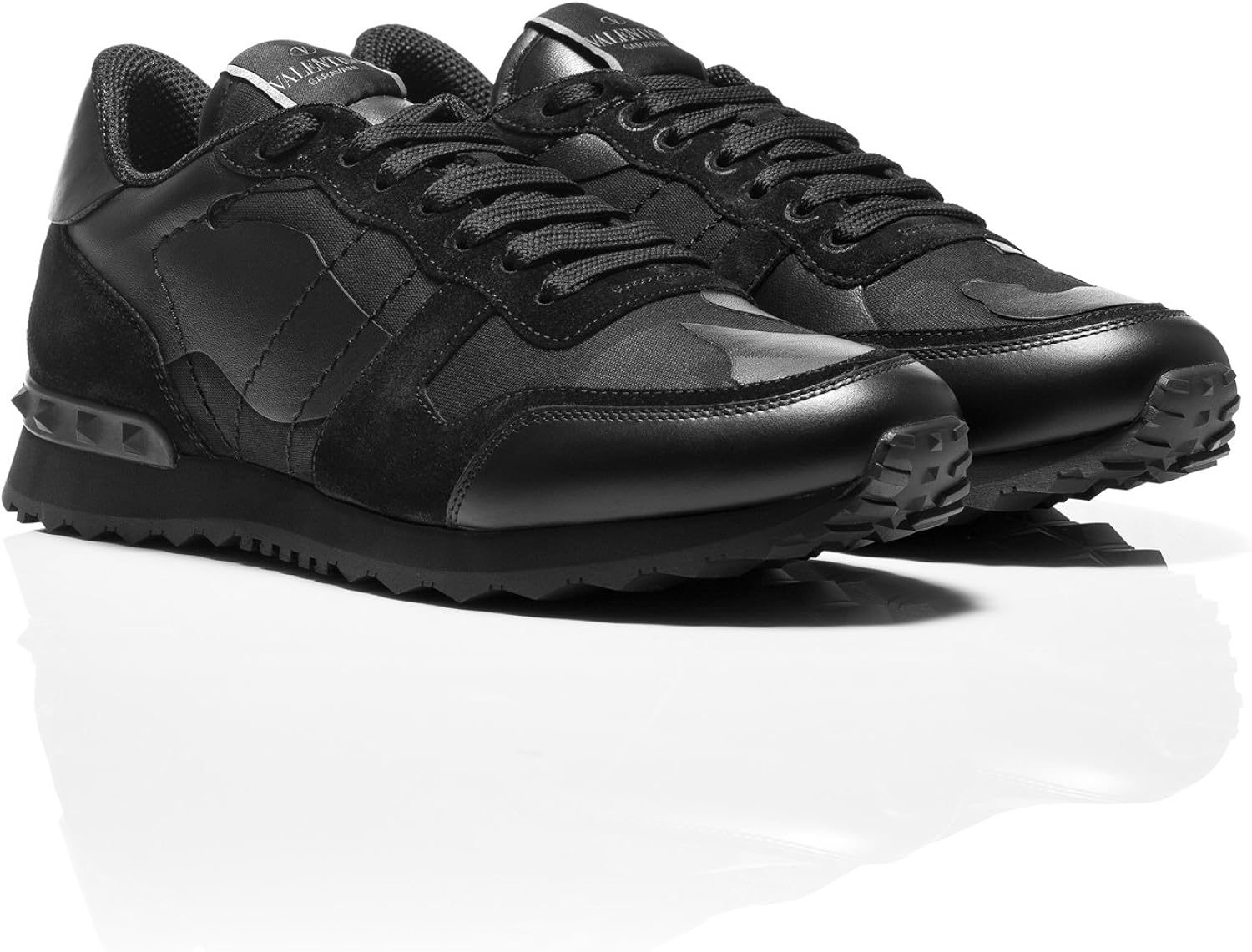 valentino rockrunner all black