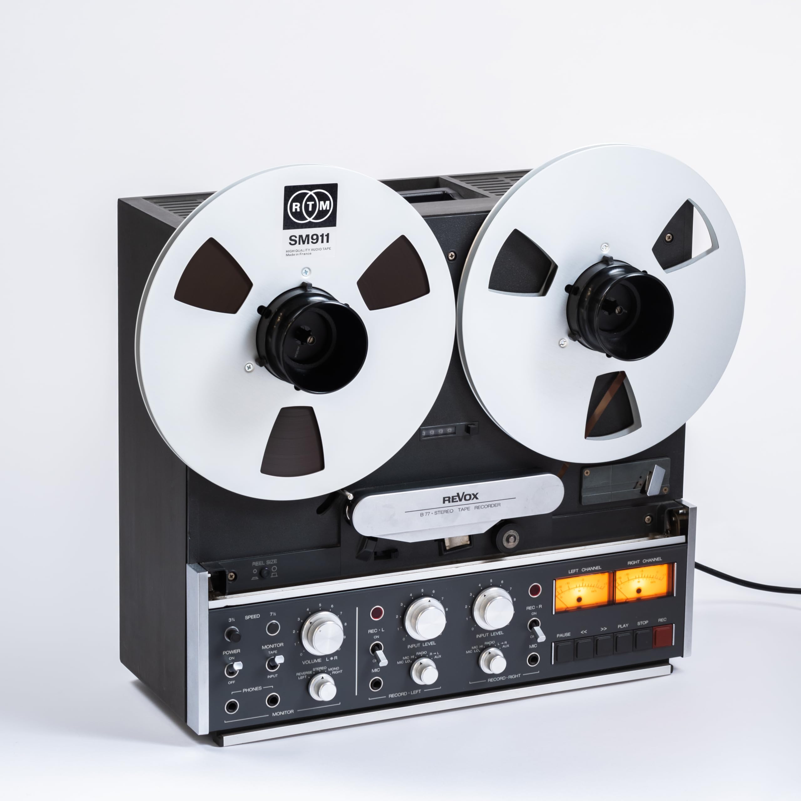 RTM Studio Master Recording SM 911 ¼ inch - Reel to Reel Magnetic Tape for Audio Recording - 2500 ft Nab Metal Reel - 10.5 inch Diameter