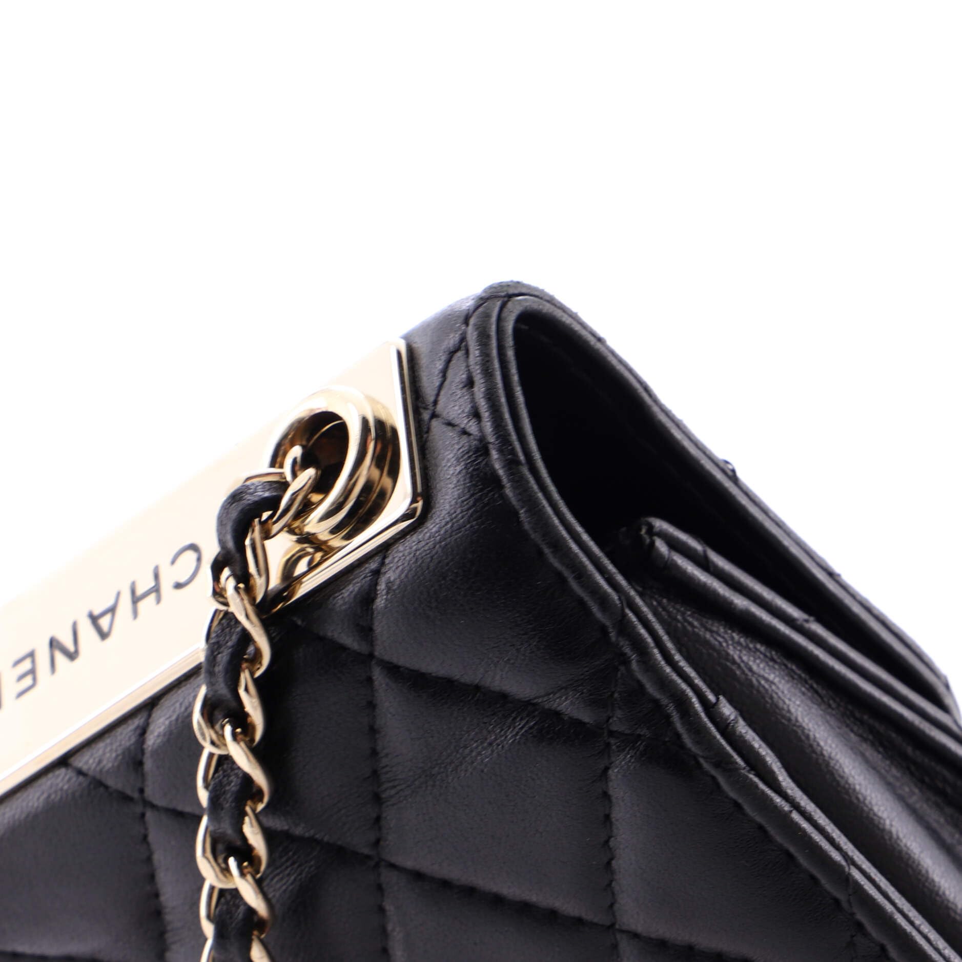 CHANEL Pre-Loved Trendy CC Clutch with Chain Quilted Lambskin Small, Black