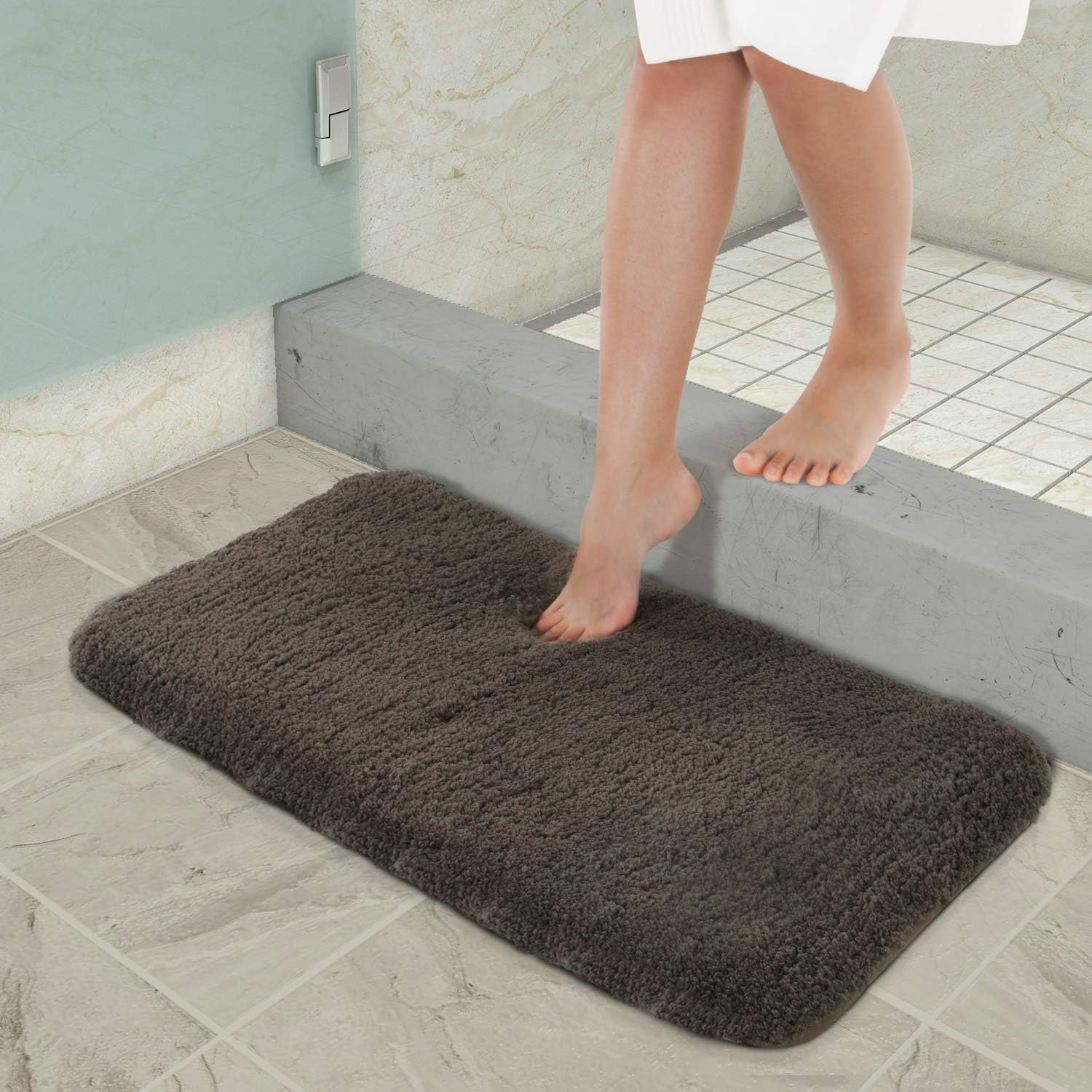 YIQI Extra Thick Water Absorbent Bath Mat Microfiber Bathroom Rug Non Slip Machine Washable