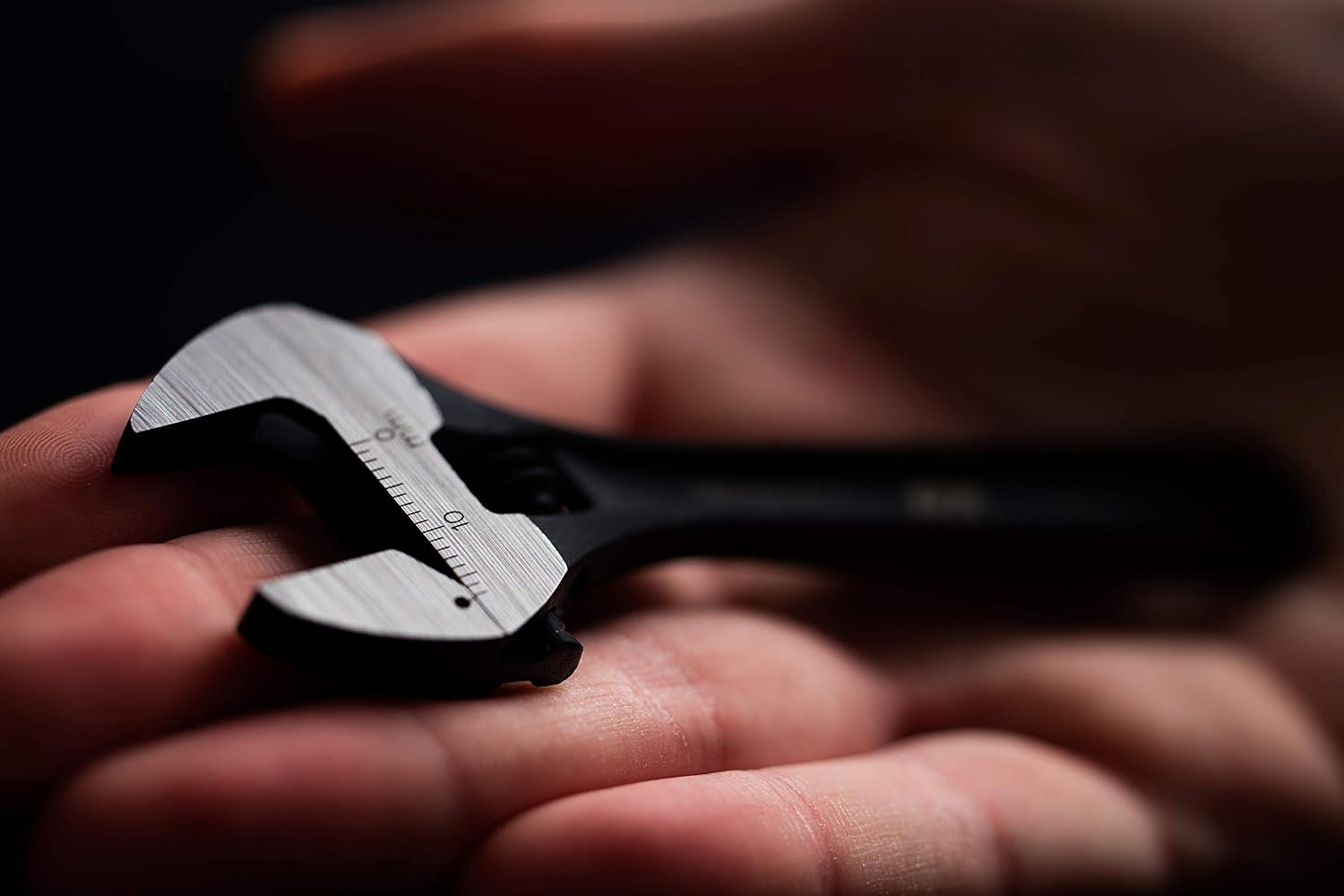 Ox 4'' Mini Adjustable Wrench, 100mm - Image 5