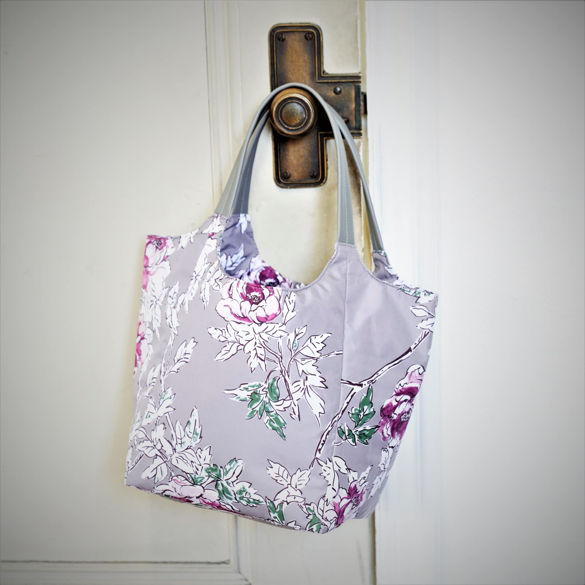 【ケイハヤマプリュス ムック本 付録】大人かわいいお花柄 トートバッグ