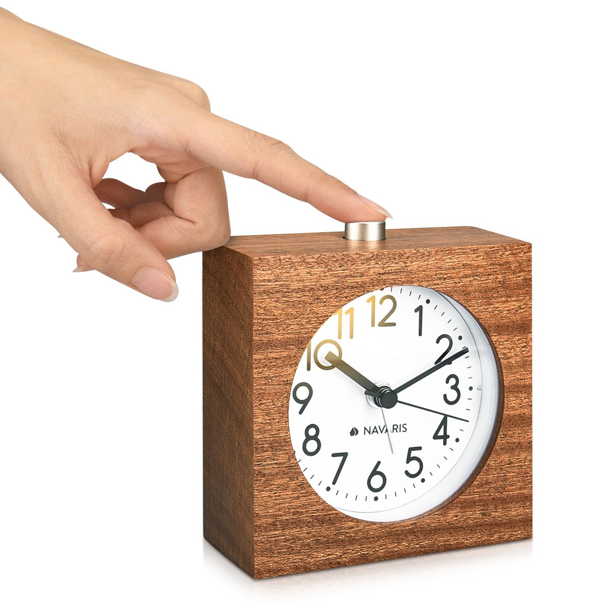 Navaris Analogue Wooden Alarm Clock with Snooze - Retro Clock with Dial Alarm Light - Quiet Vintage Wood Table Clock Without Ticking - Natural Wood in Light Brown