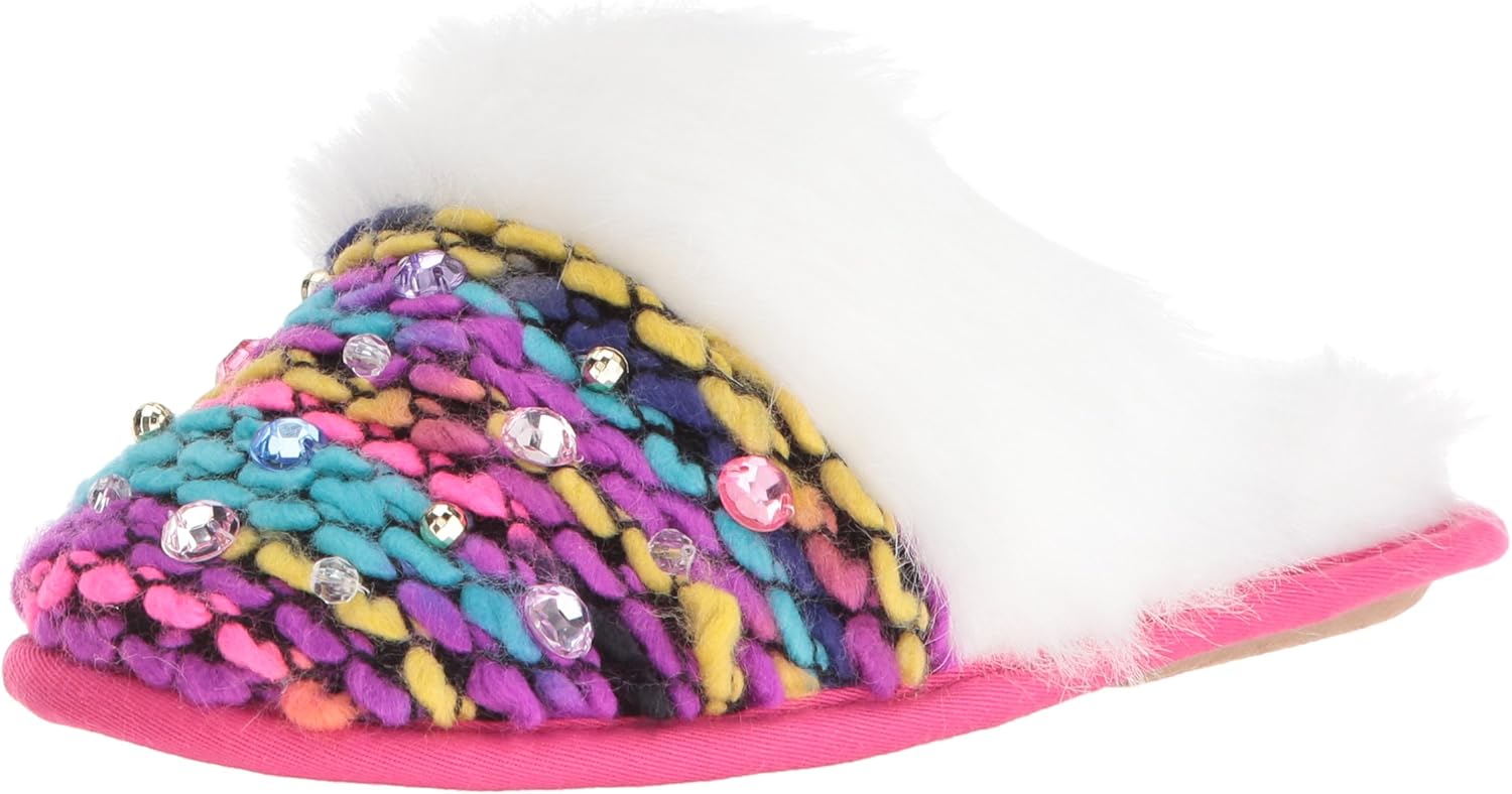 blue and white chappal