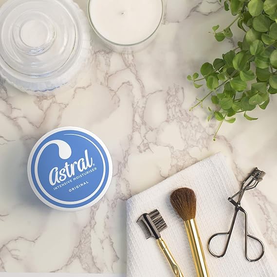 astral intensive moisturiser