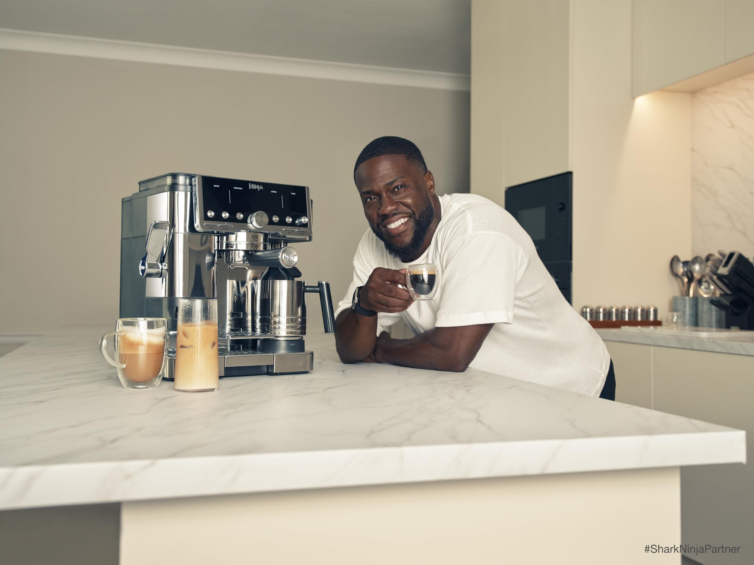 Ninja Luxe Cafe Premier Series, máquina de café expreso, café por goteo, preparación fría rápida, molinillo integrado, espumador manos libres, con caja de golpe, filtro de agua, tabletas de limpieza, descalcificador, ES601GM