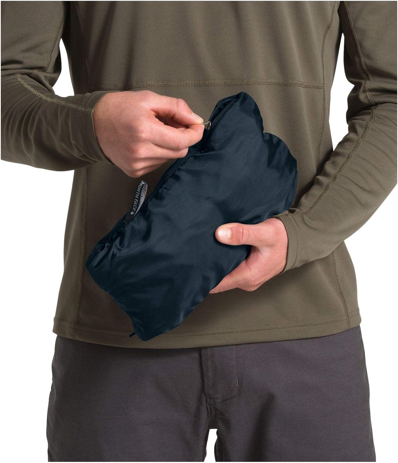 The North Face Men's Venture 2 Jacket: Clothing