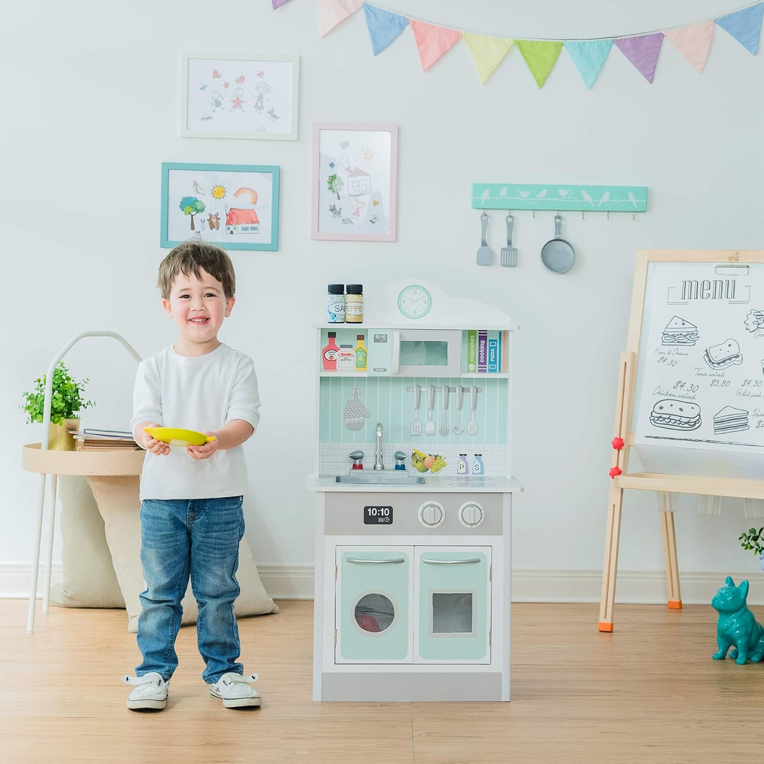 Teamson Kids Little Chef Madrid Classic Interactive Wooden Play Kitchen with Sink, Oven - Image 4