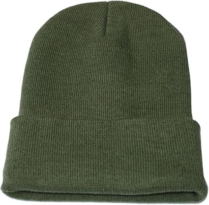 green ski hat