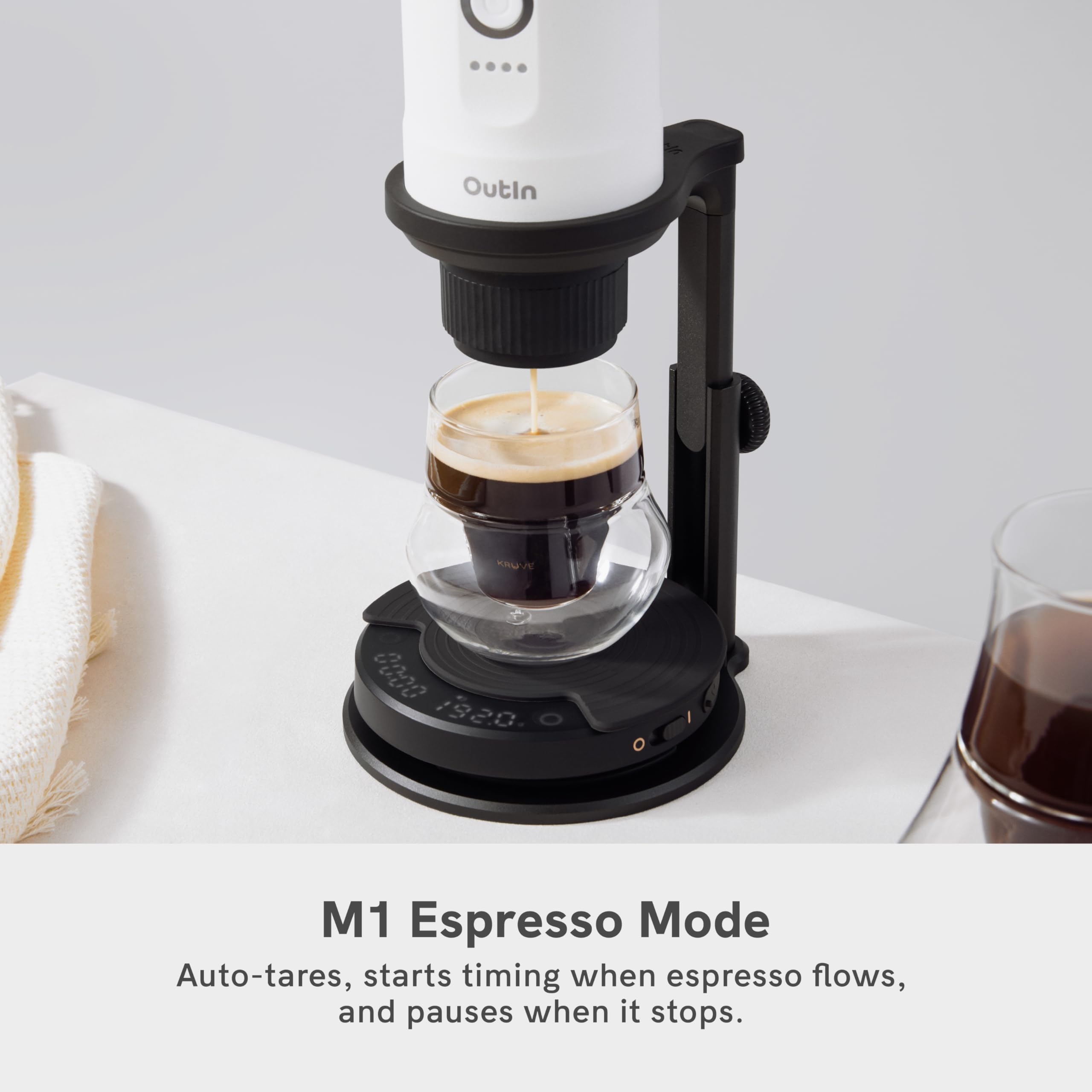 OutIn Claro Tragbare Kaffeewaage mit Timer - Digitale Espresso Waage 2kg/0,1g, Mini Kaffeewaage Inklusive Schutztasche,Wiederaufladbare Küchenwaage für Pour Over & Kaffeezubereitung 5