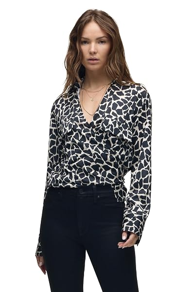 HUDSON WOMEN’S LONG SLEEVE WRAP SHIRT, GIRAFFE PRINT