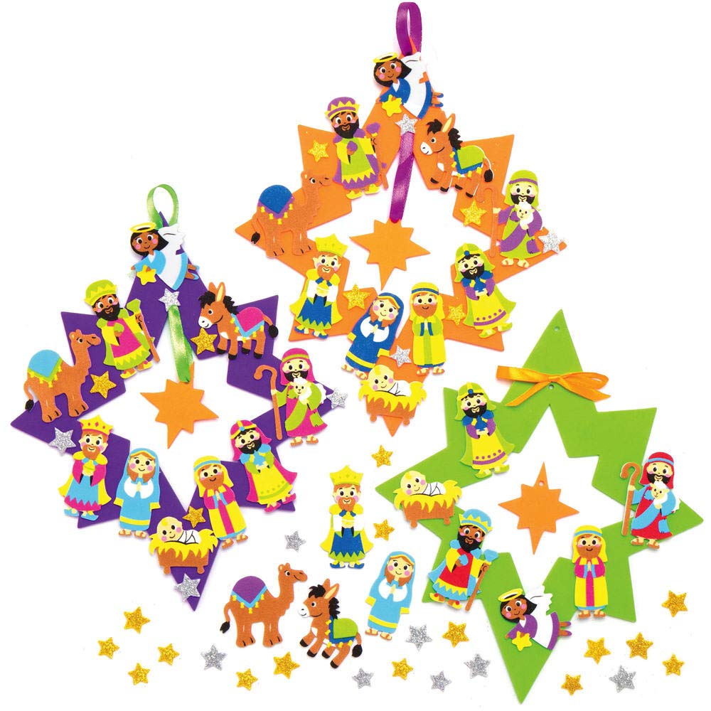 Baker Ross AX566 Nativity Wreath Kits - Pack of 3, Kids Wreath Ring to Design and Decorate, Ideal Christmas Decoration, Great for School and Craft Group Activities
