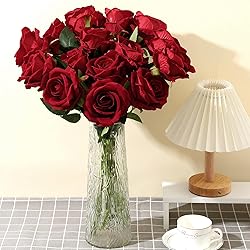 Cloudecor 15Pcs Artificial Roses Velet Real Touch