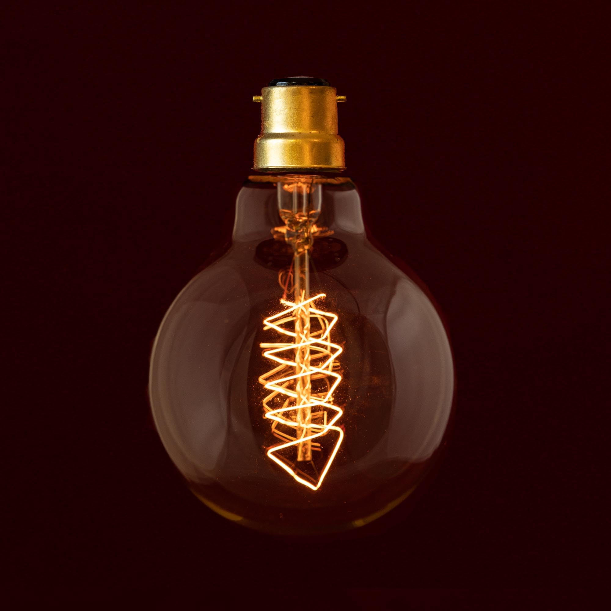 William & Watson B22 Edison Vintage XL - M Globe Spiral Light Bulb, 40W Bayonet Fitting (Globe Medium (G80))