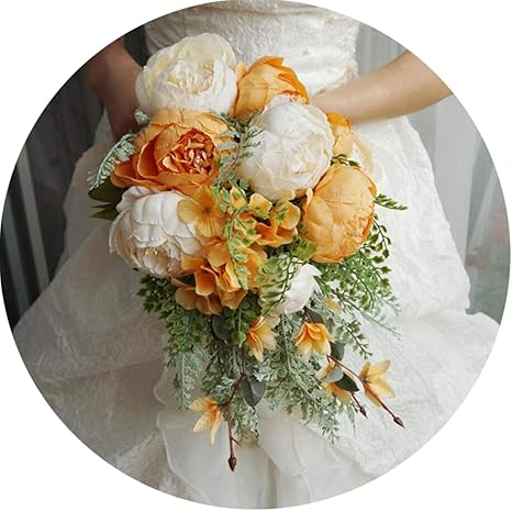 Amazon Co Jp ウェディングブーケ 人工 花嫁 花 ウェディング ホワイト 水滴 滝 結婚式 花 ブライダルブーケ オレンジ ホーム キッチン
