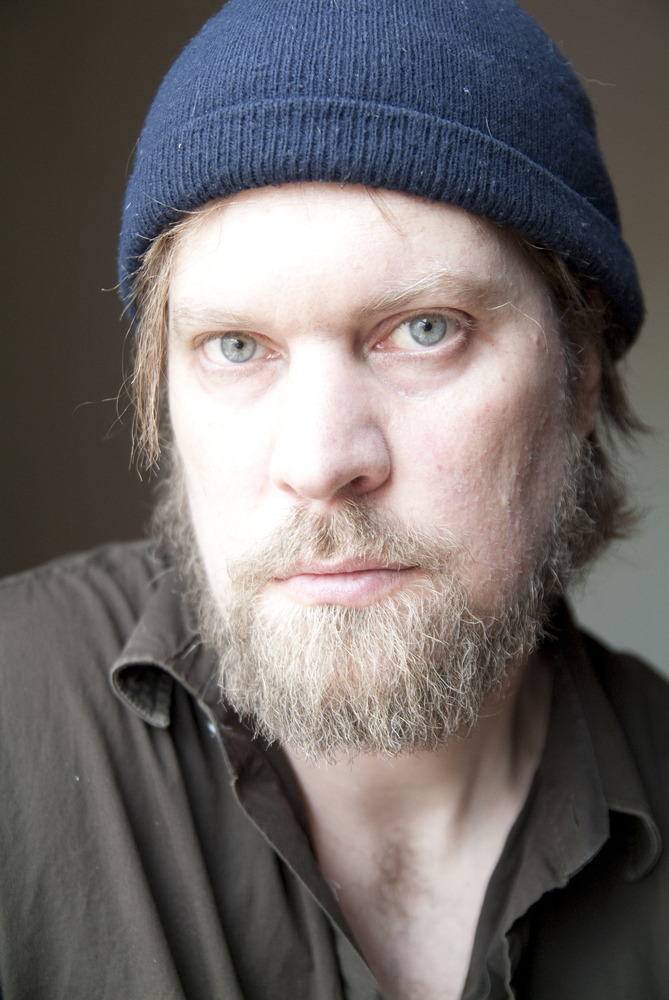 John Grant à écouter ou acheter sur Amazon Music dès maintenant