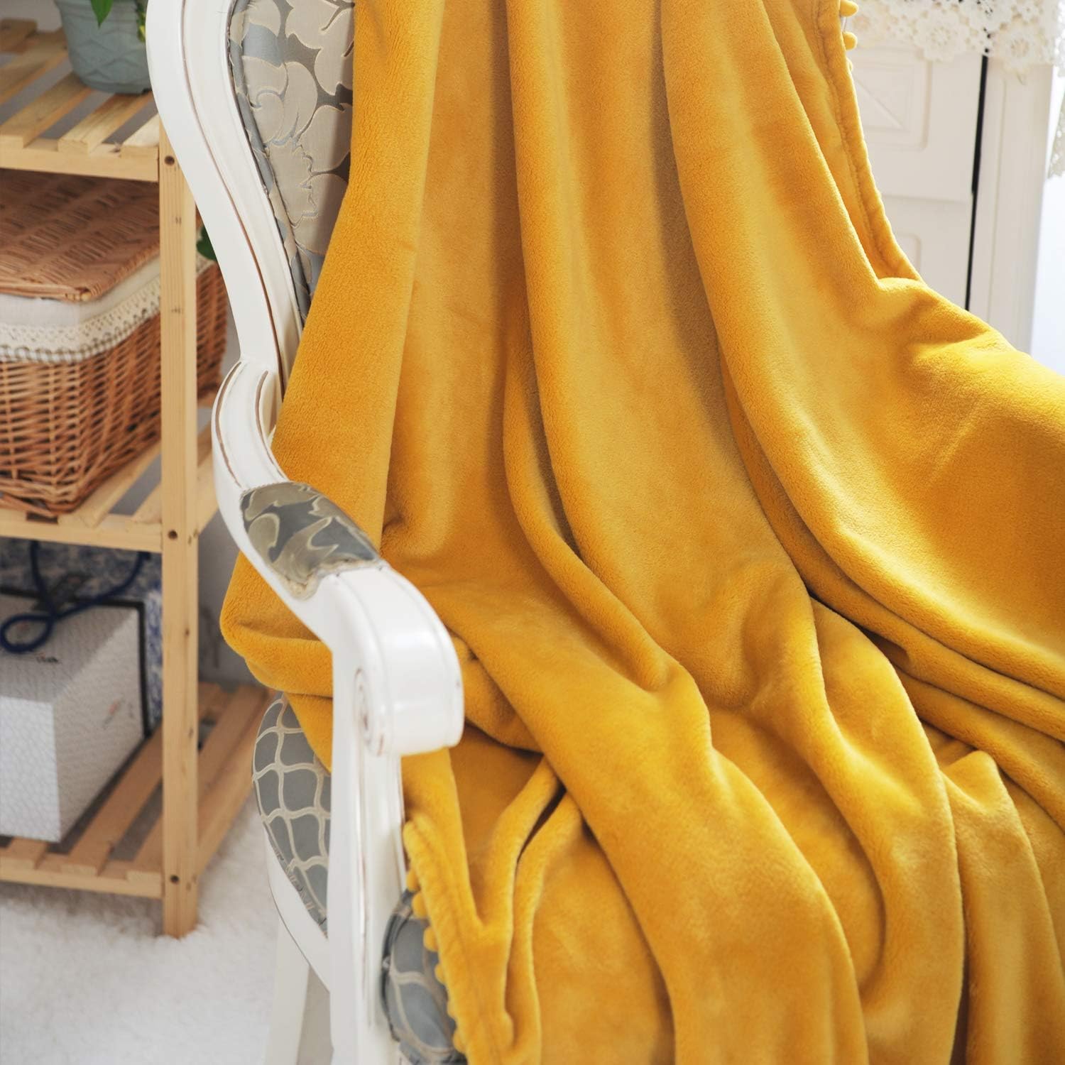 LOMAO Flannel Blanket with Pompom Fringe Lightweight Cozy Bed Blanket Soft Throw Blanket fit Couch Sofa Suitable for All Season (51x63) (Mustard Yellow): Kitchen & Dining