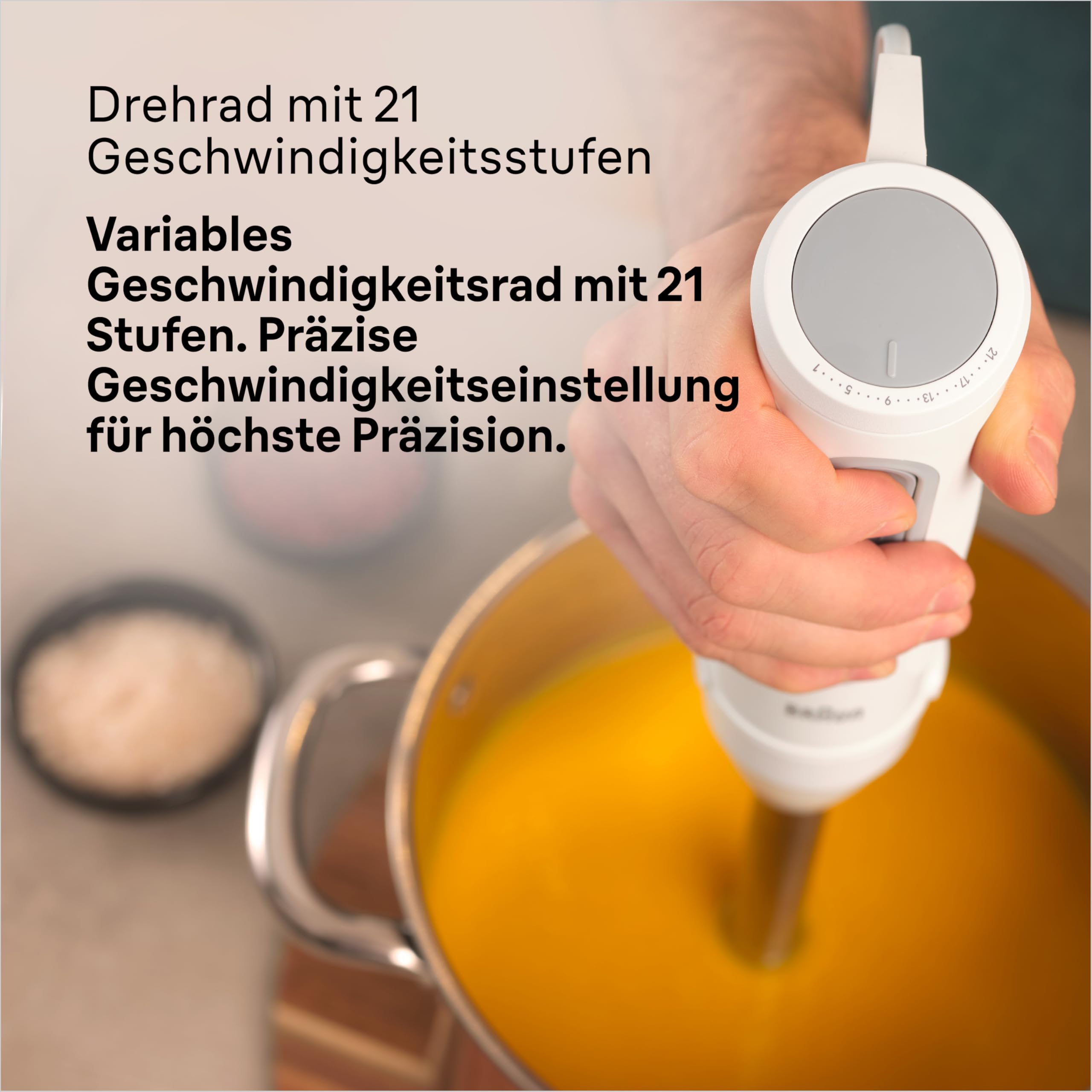 Braun Stabmixer MultiQuick 5 MQ 50236 M - Elektrischer Stabmixer mit 21 Geschwindigkeitsstufen + Turbo, Edelstahl Pürierfuß, Easy Click System, SplashControl, 3-teiliges Zubehör-Set, 1000 Watt, Weiß 5