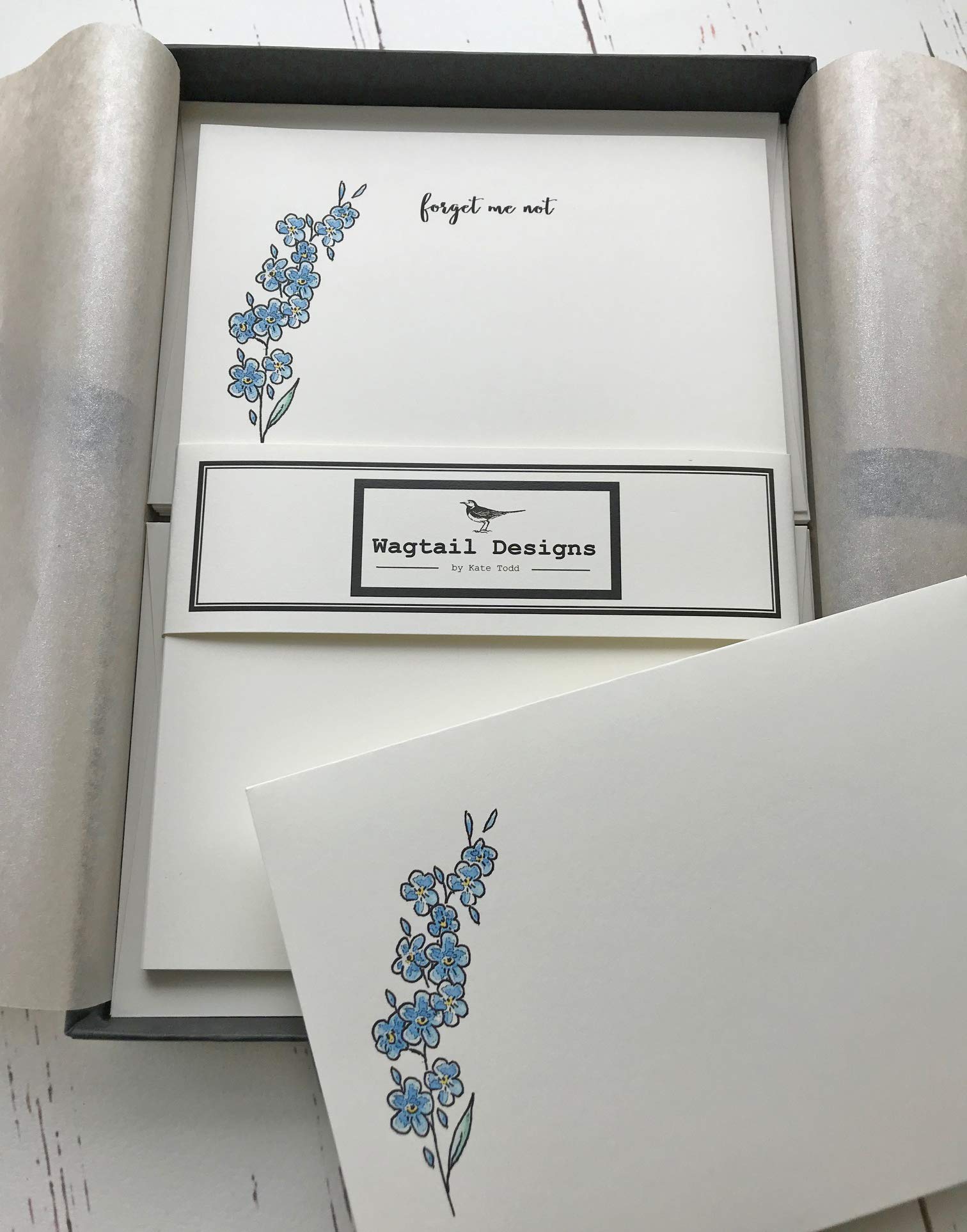 Wagtail Designs Writing Paper Gift Set with a Forget me not Illustration in a Lovely Black Box with Ribbon (Choose from 12,18 or 36 Sheets of Quality Letter Writing Paper and envelopes) (36)