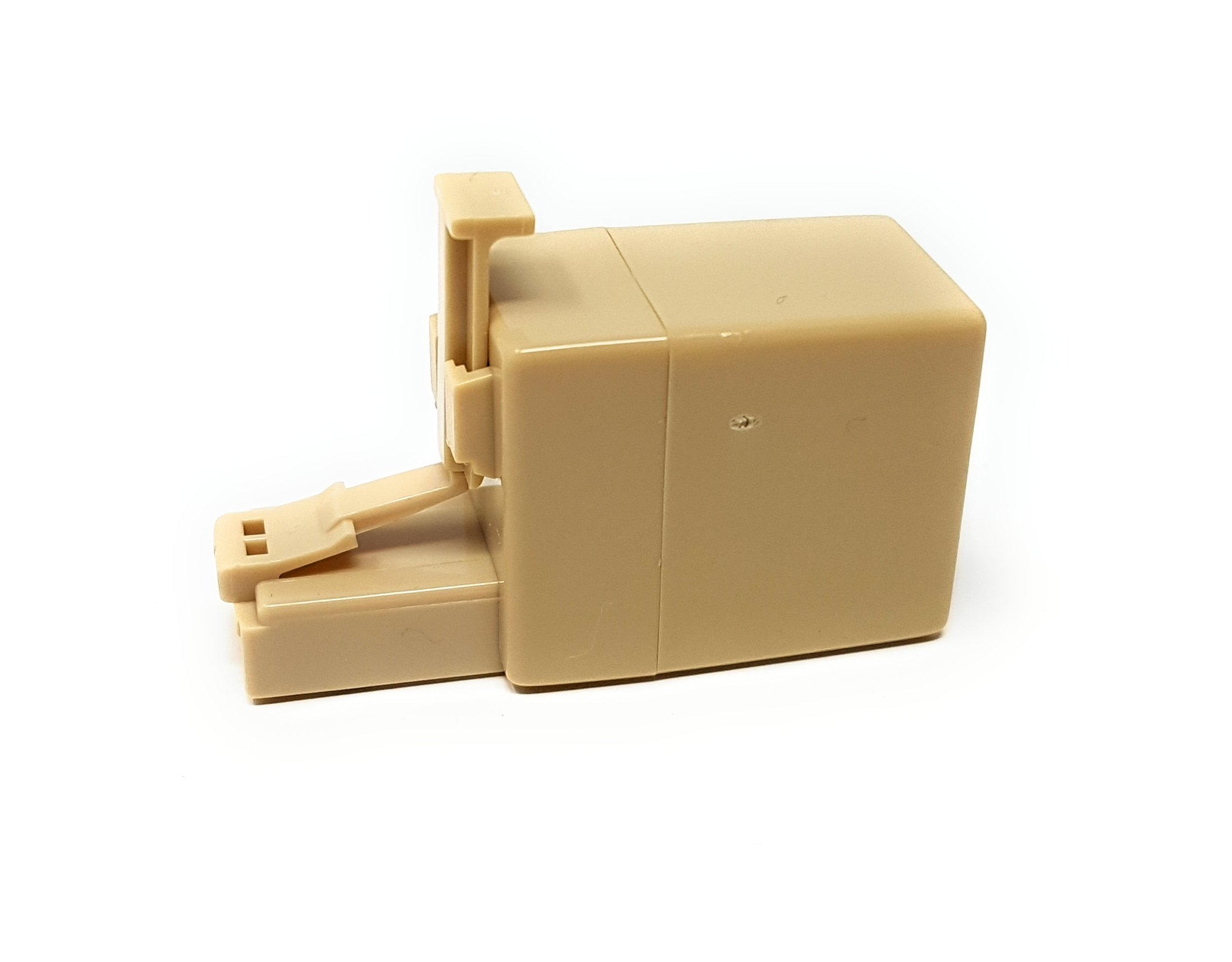 MainCore RJ45 Crossover Adapter Cable Converter/Ethernet/LAN/Patch/Joiner/Extender/Extension/Female to Male.