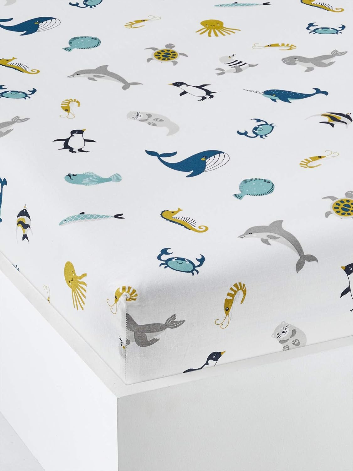 Draps Pour Lit Bebe Matelas Et Linge De Lit Vertbaudet Drap Housse Enfant Uni Couleur Marine 90x140 La Chambre De Bebe