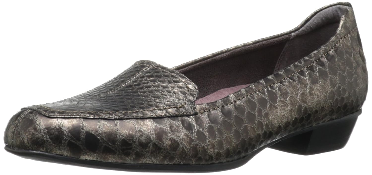 clarks women's timeless loafer