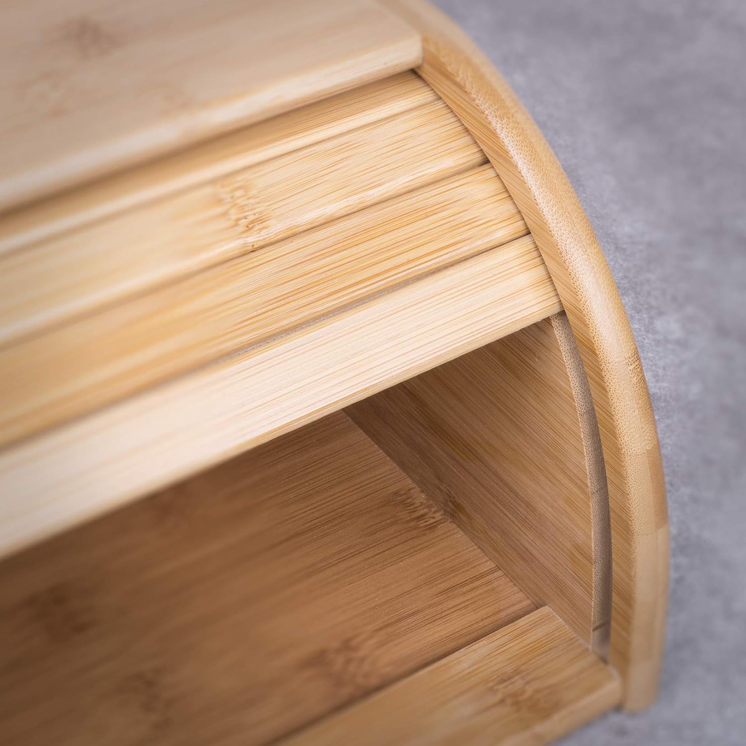 Woodluv Bread Bin Countertop Bread Storage for Kitchen With Roll Top Lid 40 x 27 x 16.5 cm (No Assembly Required) - Image 4