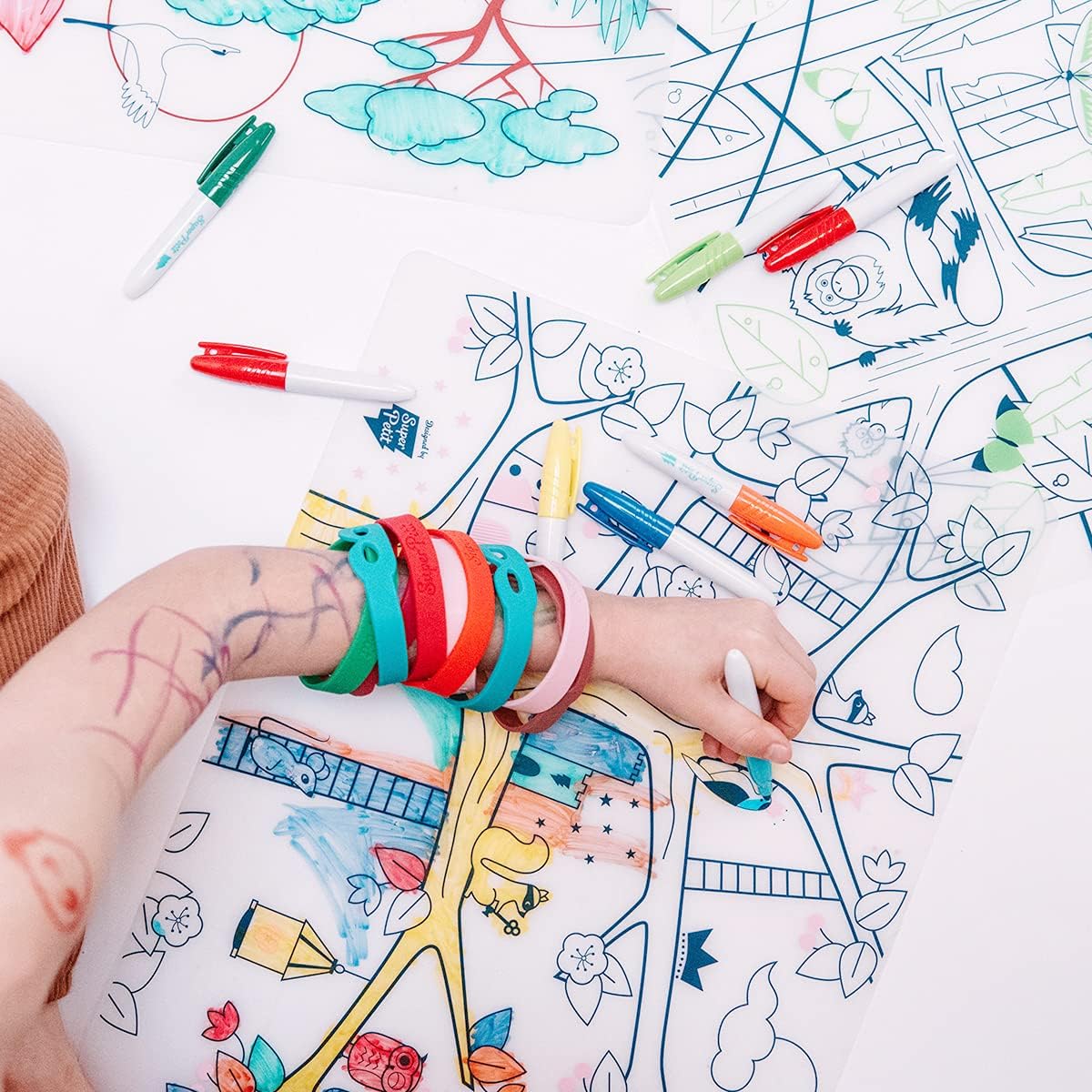 SUPER PETIT, Educational Game, Educational Placemat, Reusable Colouring, Magic Tree, 5 Felt-Tip Pens and Bracelet Included - Image 5